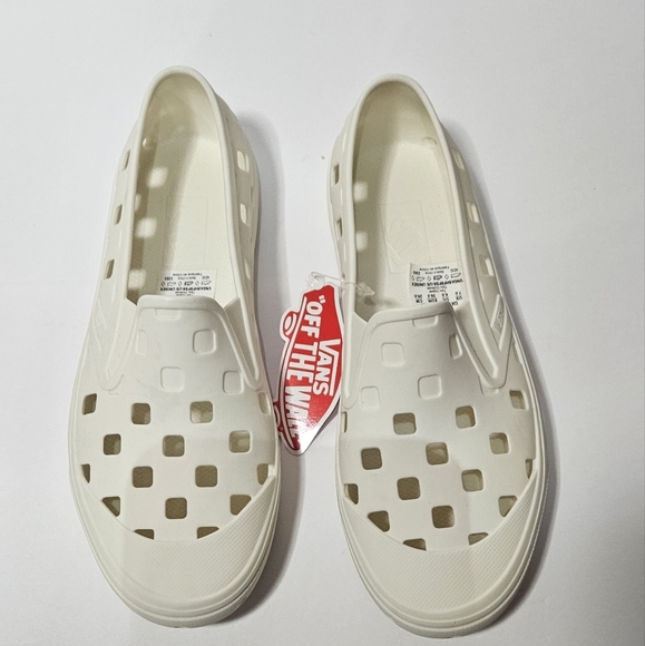 NWT Vans Slip-On Mule TRK Marshmallow White Sneakers Water Shoe Sandals - Picture 3 of 6